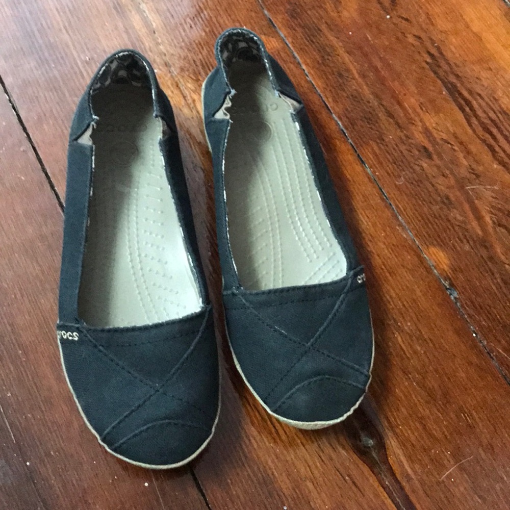 Black flats